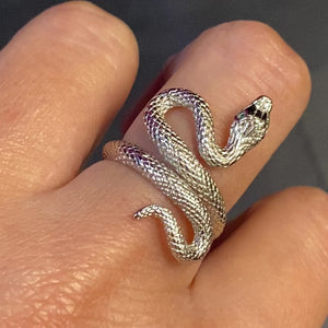 NEW! Snake Ring